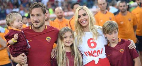 isabel totti età